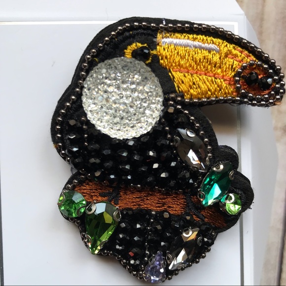 Toucan Bird Brooch - Picture 1 of 2